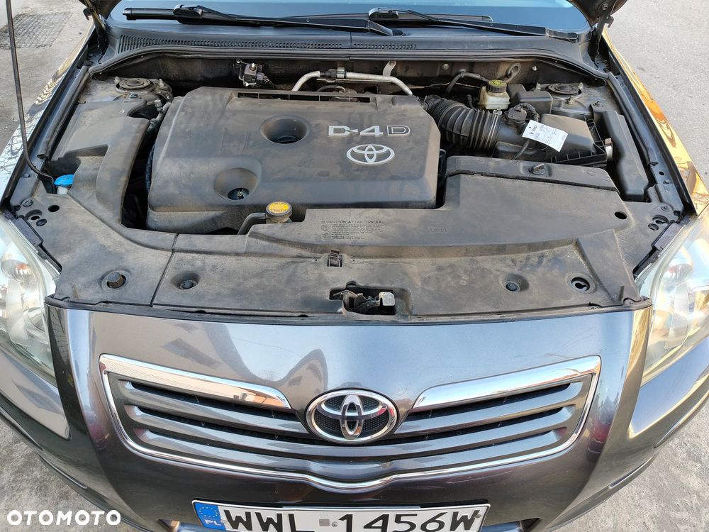 Toyota Avensis 2.0 D-4D Sol plus+NAVI - 37