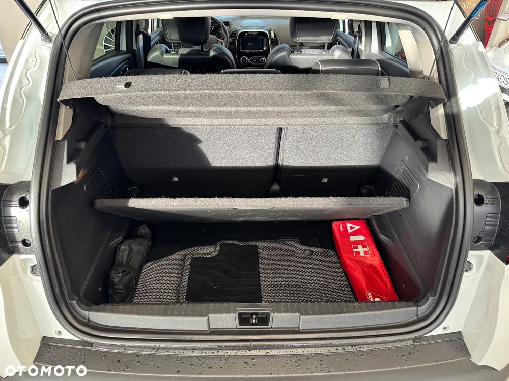 Renault Captur - 23