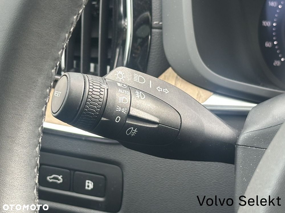 Volvo XC 60 - 24