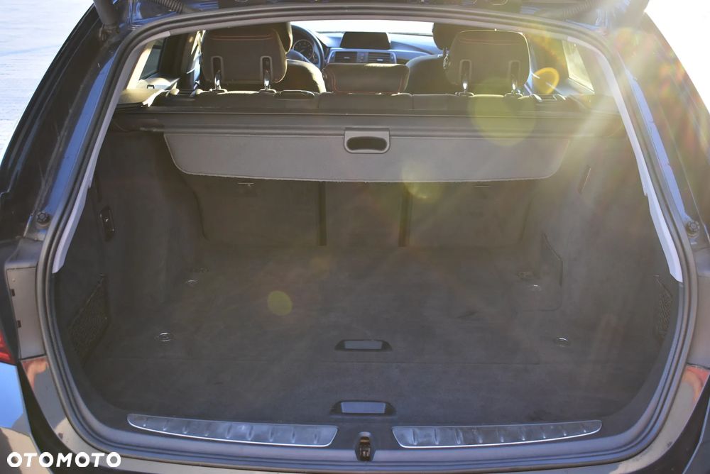 BMW Seria 3 320d Sport Line - 20