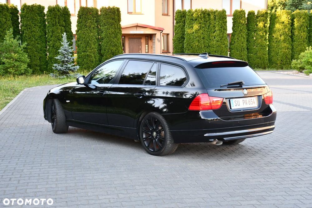 BMW Seria 3 318d - 13