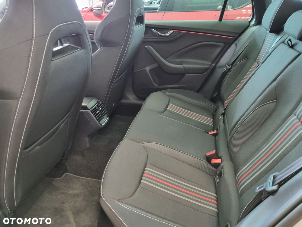 Skoda Scala 1.5 TSI Monte Carlo DSG - 32