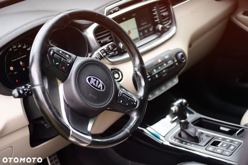 Kia Sorento - 8