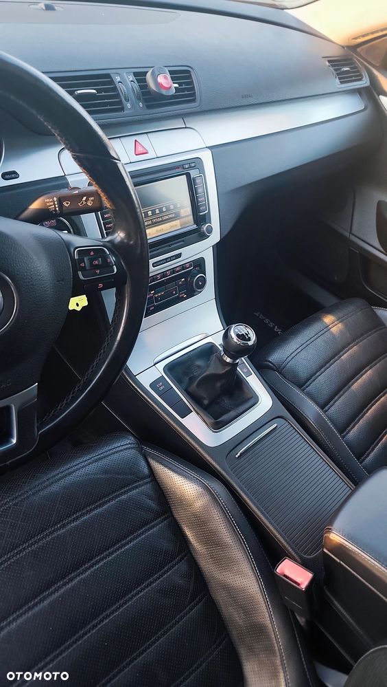 Volkswagen CC ver-2-0-tsi - 12