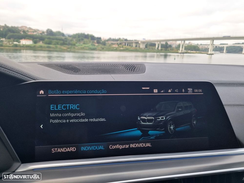 BMW X5 45 e xDrive Pack M - 32