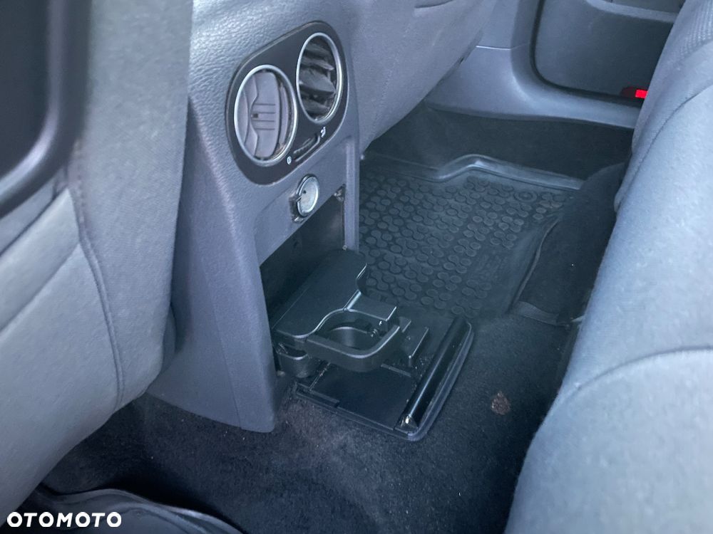 Volkswagen Golf Plus 1.9 TDI Comfortline - 24