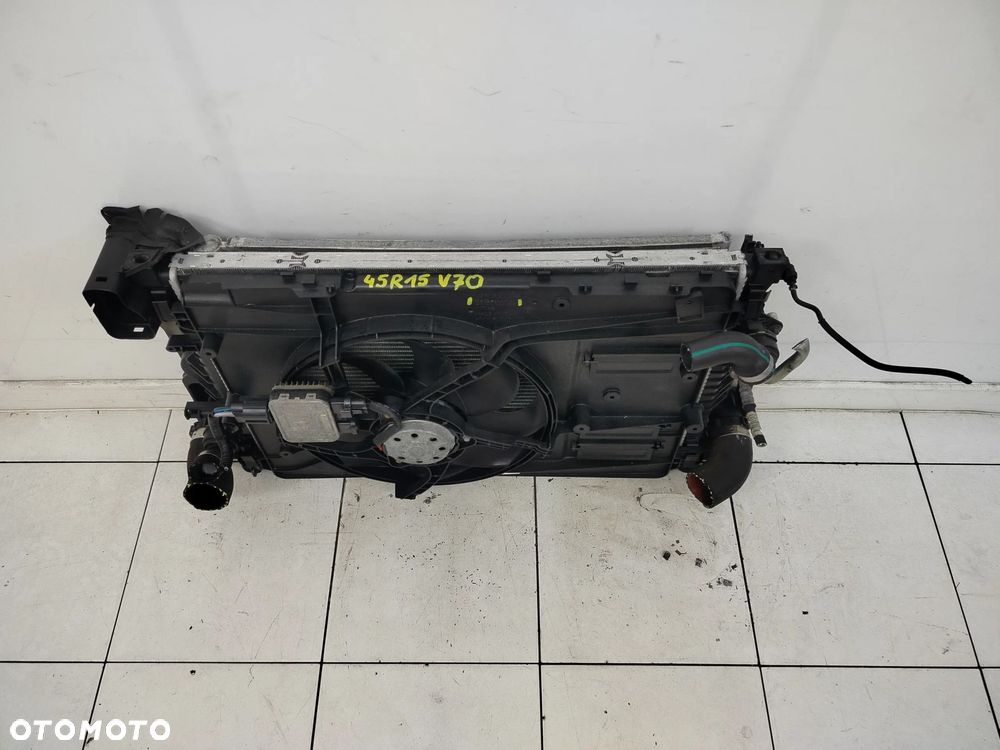 VOLVO V70 III LIFT 2.0 D 2015R KOMPLET CHŁODNIC WENTYLATOR - 7