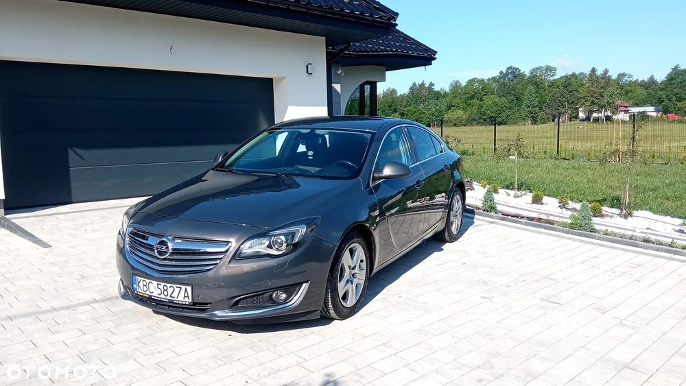 Opel Insignia - 8