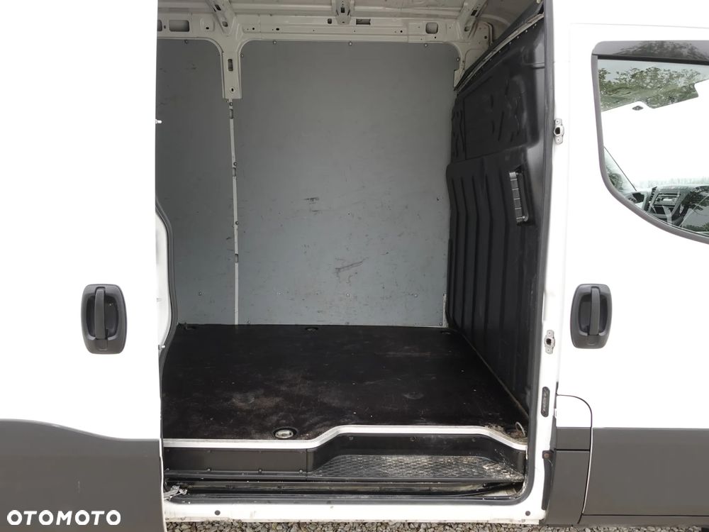 Iveco 35S14 L3H2 - 34