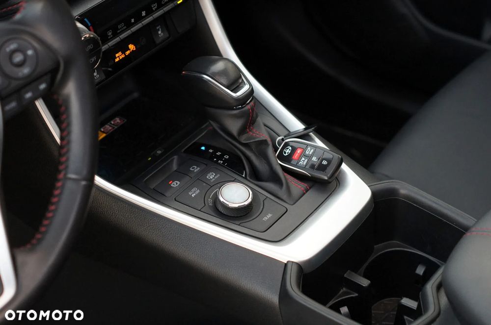 Toyota RAV4 - 19