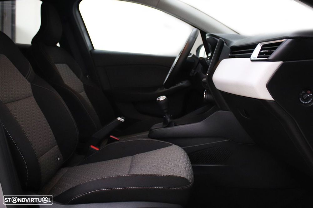 Renault Clio 1.0 TCe Evolution - 24