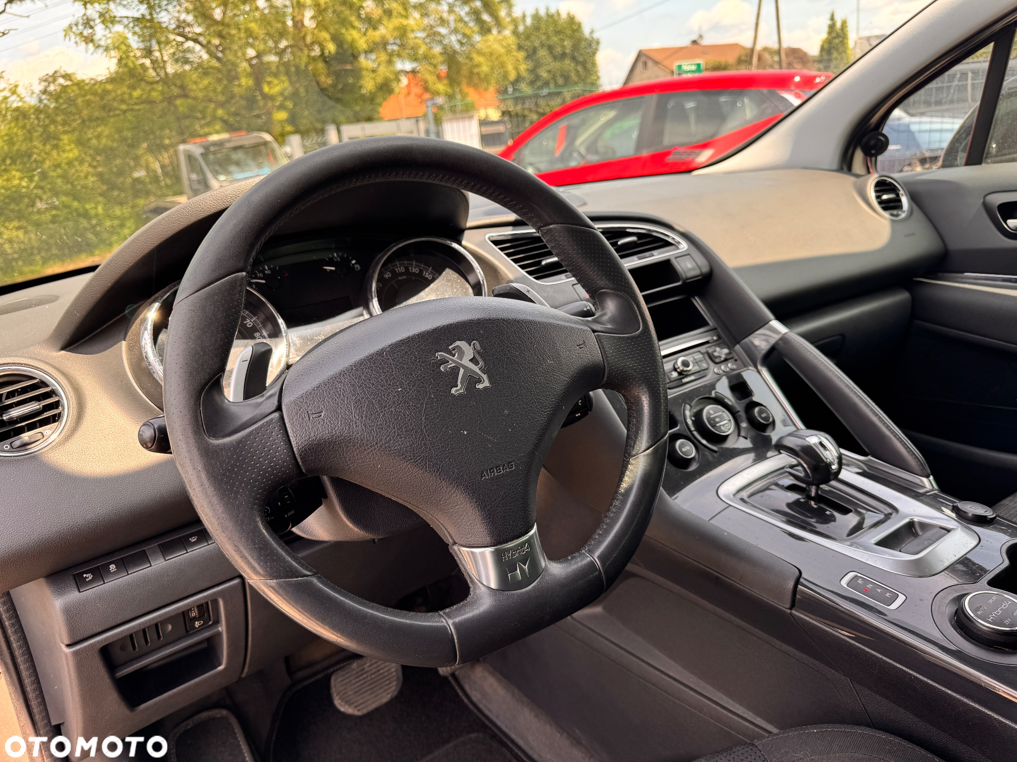 Peugeot 3008 2.0 HDi HYbrid4 - 13