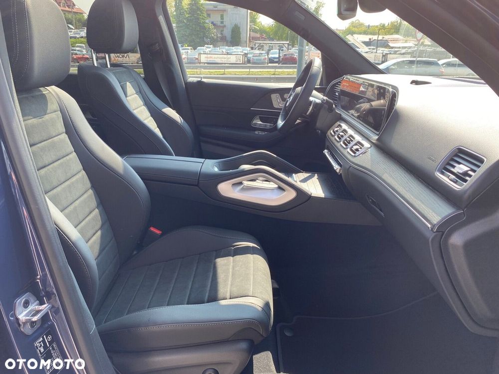 Mercedes-Benz GLE - 24