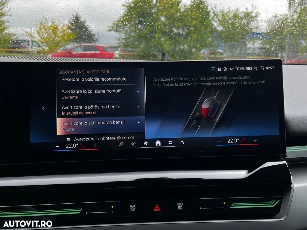 BMW Seria 5 520i AT MHEV - 25
