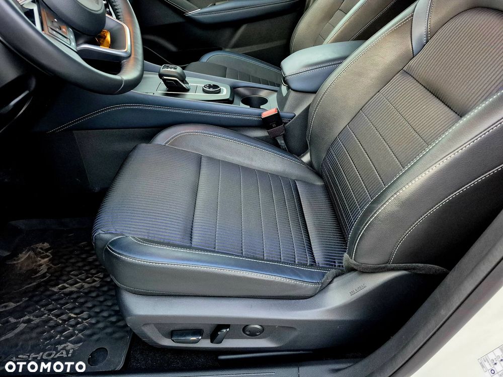 Nissan Qashqai 1.3 DIG-T 4x4 MHEV Xtronic N-Design - 11