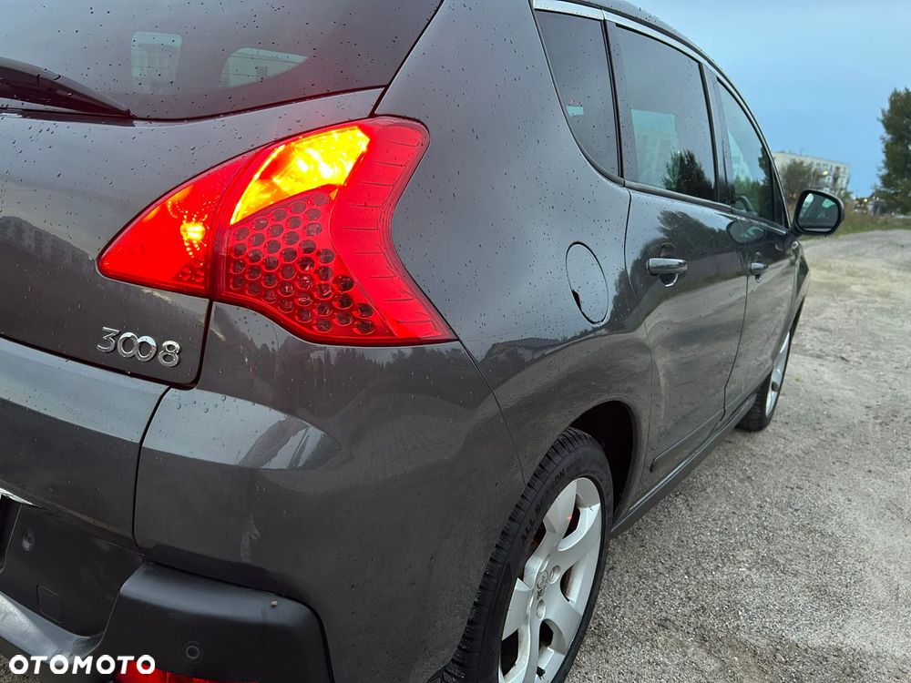 Peugeot 3008 1.6 HDi Premium - 14