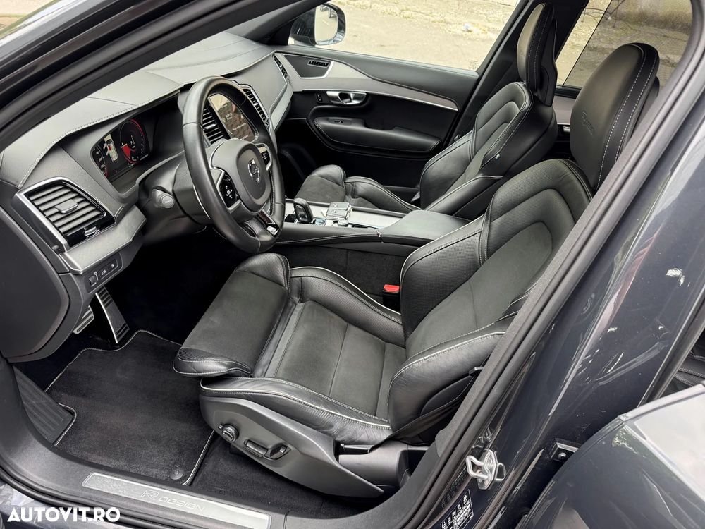 Volvo XC 90 T8 AWD Recharge Geartronic RDesign Expression - 33