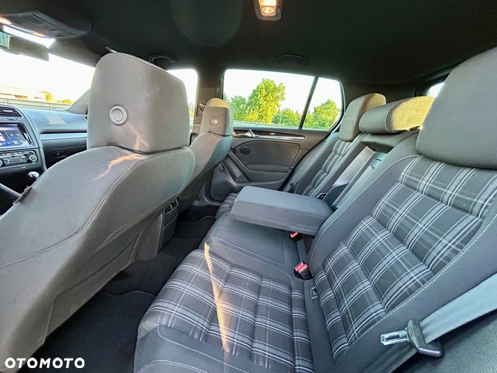 Volkswagen Golf 2.0 TDI GTD DSG - 27
