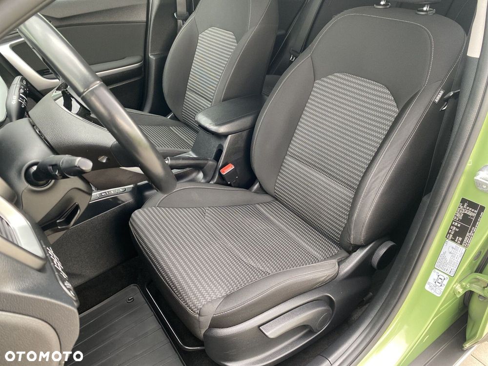 Kia XCeed - 10