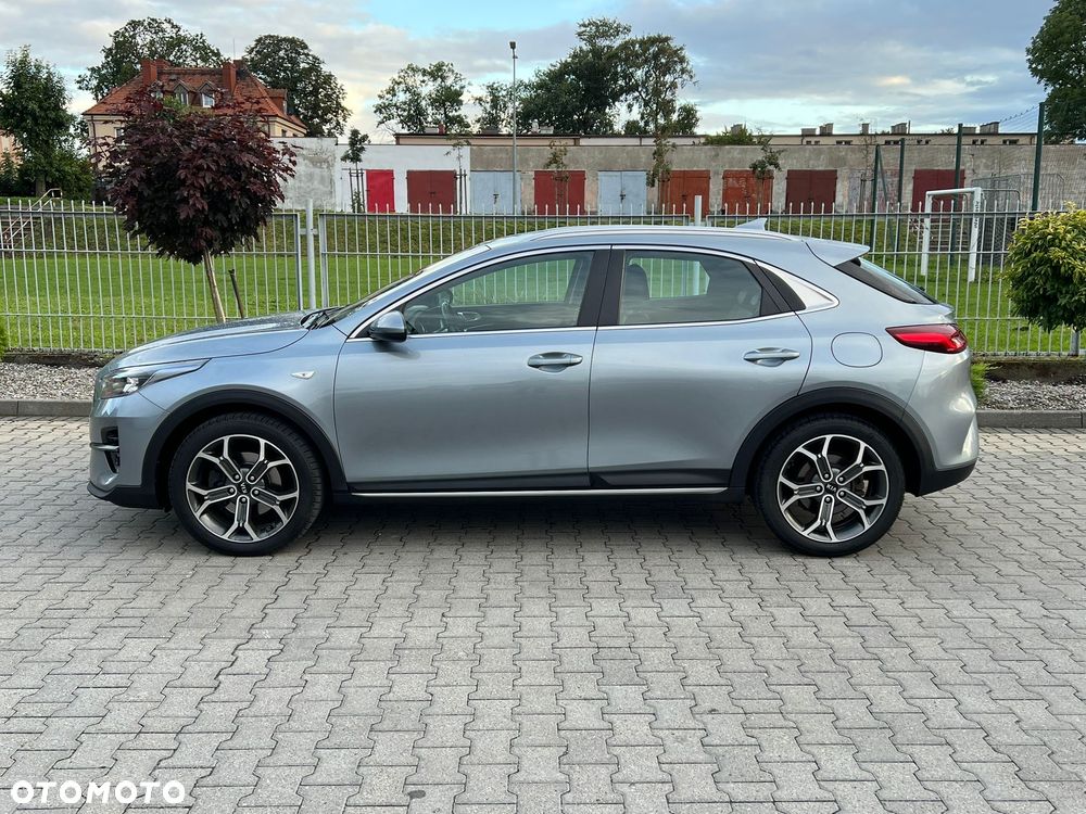 Kia XCeed 1.6 CRDi mHEV Prestige Line DCT - 3