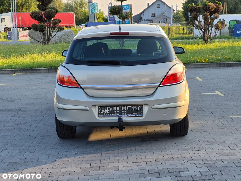 Opel Astra 1.6 - 10