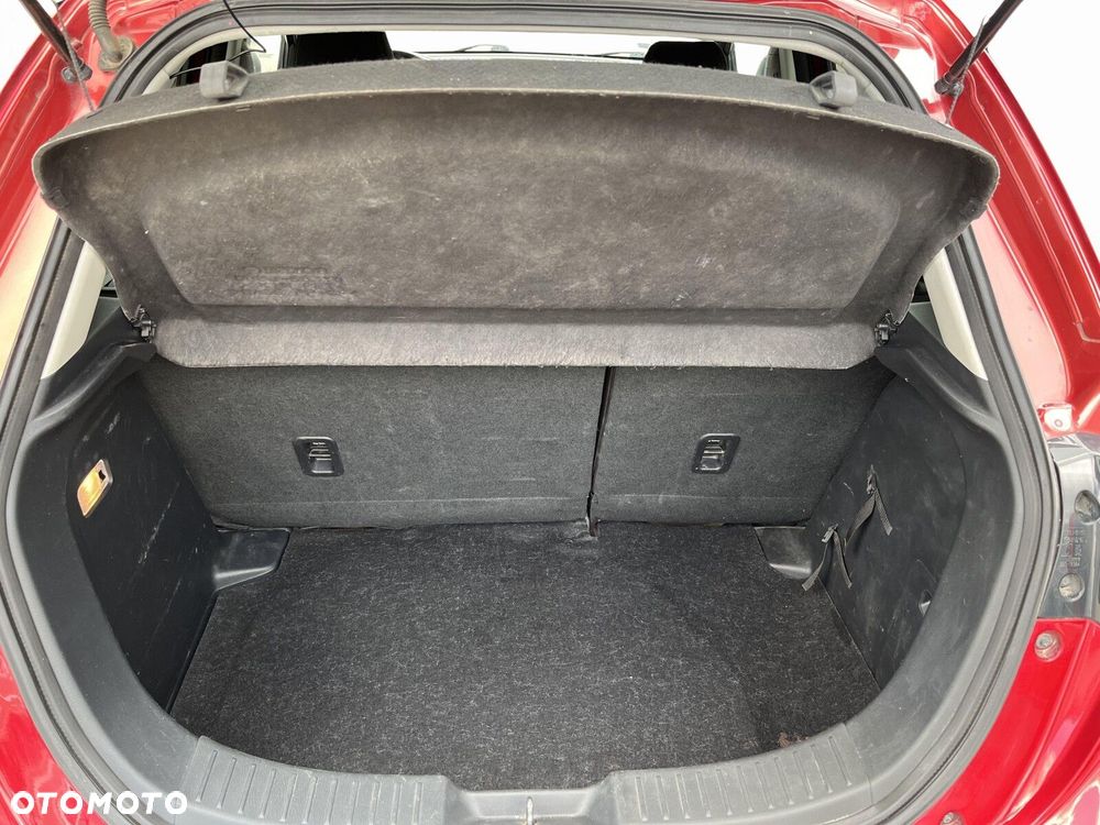 Mazda 2 - 17