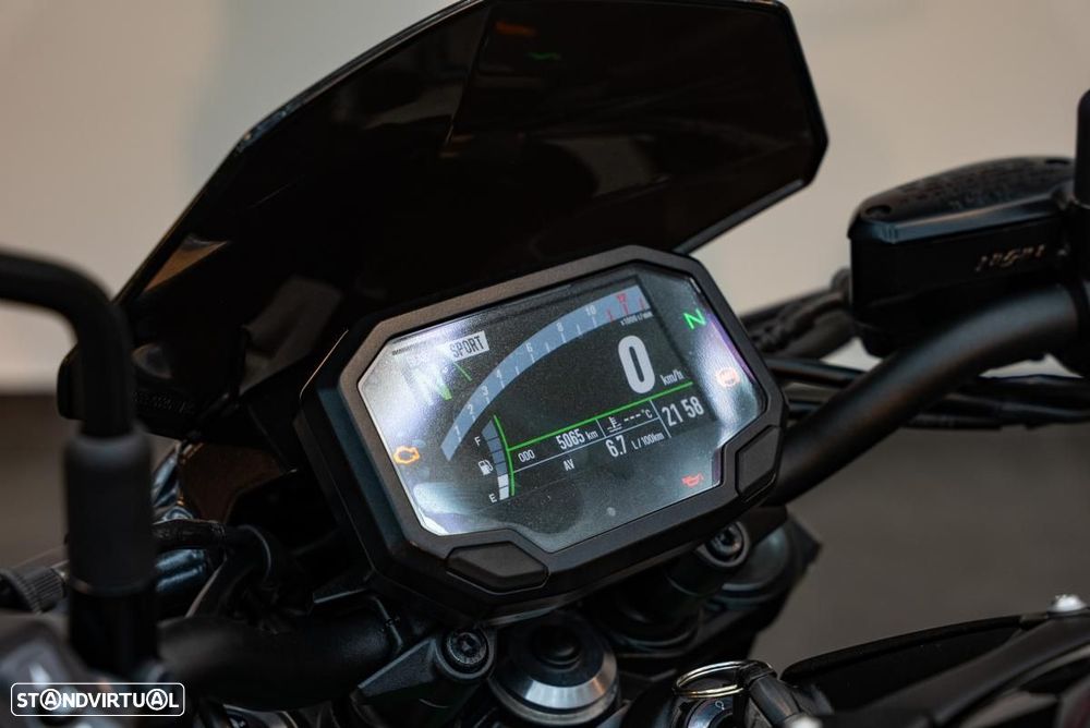 Kawasaki Z 900 PERFORMANCE - 8