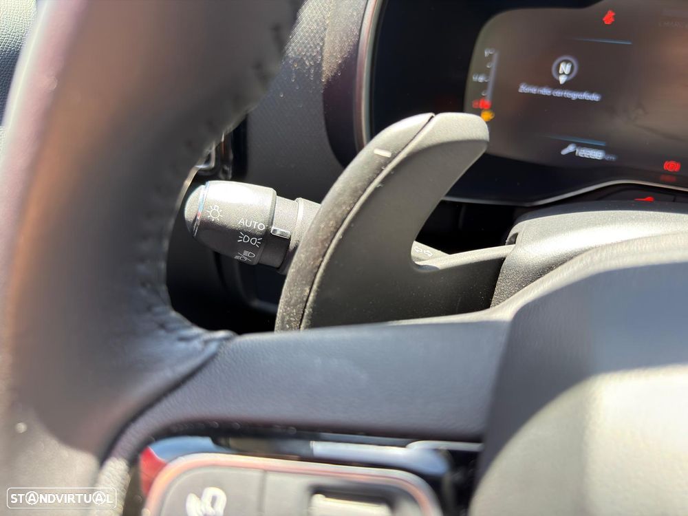 Citroën C5 Aircross Hybrid 145 PLUS - 17