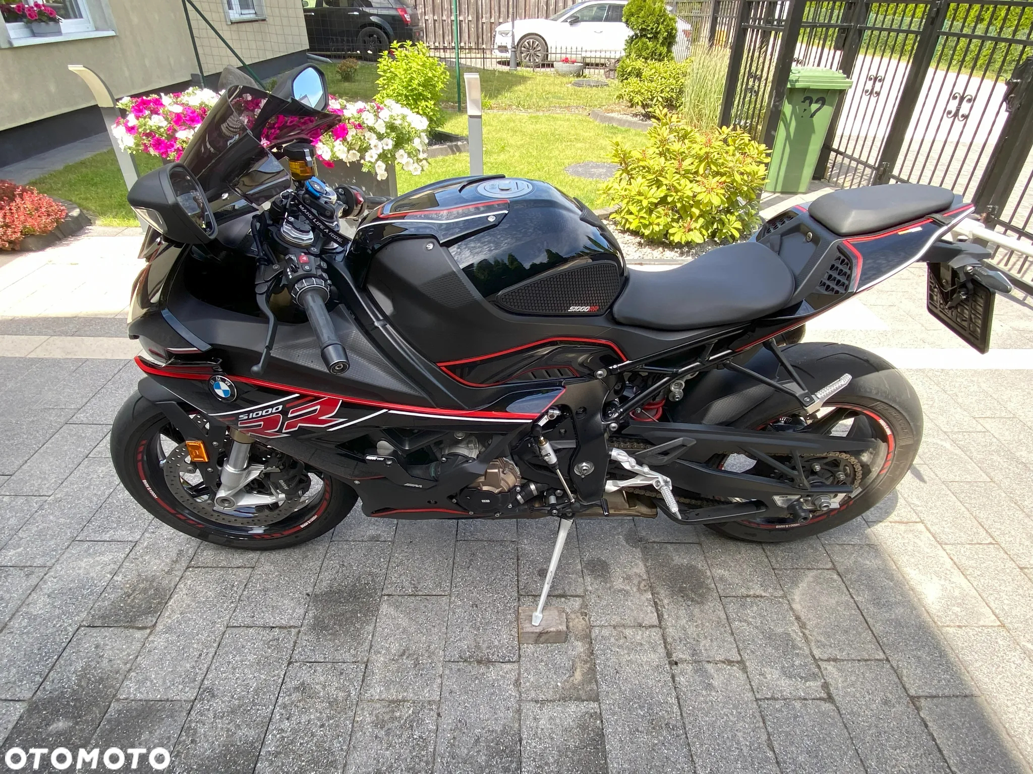 BMW S - 10