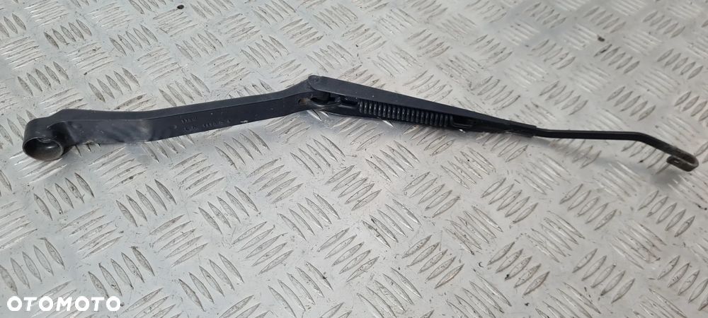 Toyota Rav4 II Ramię Ramiona Wycieraczek - 4