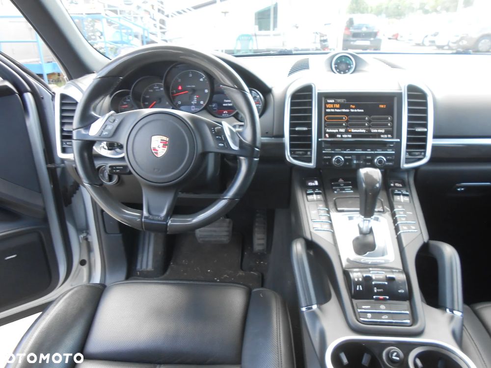 Porsche Cayenne Diesel Platinum Edition - 10