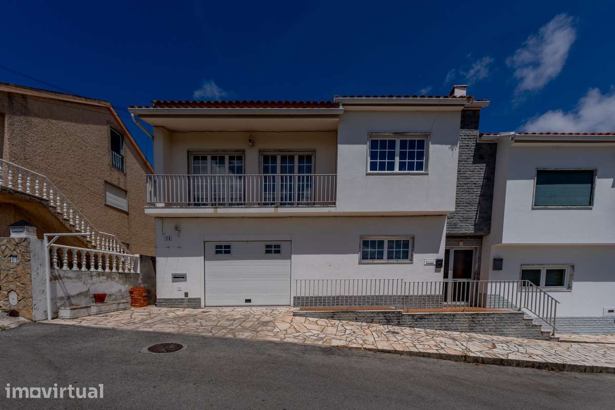 Apartamento T3 localizado no centro de Ponte do Rol - Grande imagem: 2/36