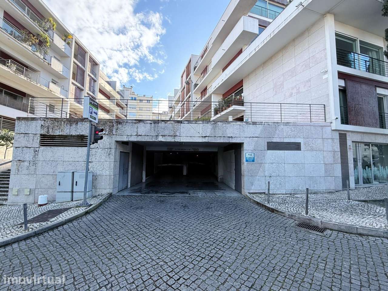 Estrela | Lugar de estacionamento com segurança 24h e acesso direto ao - Grande imagem: 2/20