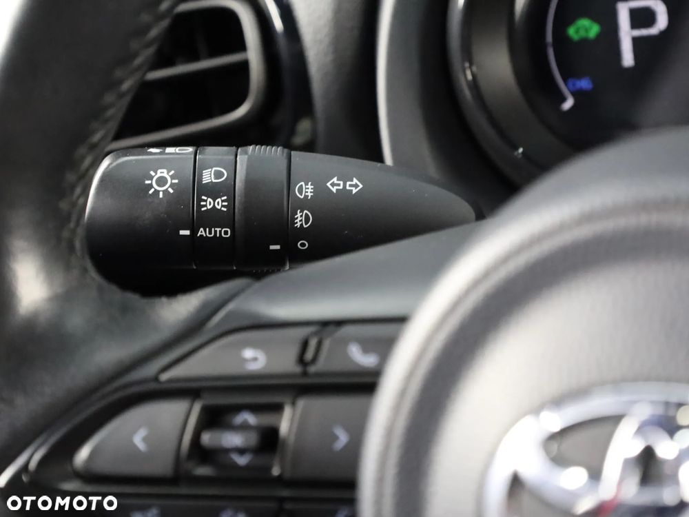 Toyota Yaris Hybrid 1.5 Premiere Edition - 25
