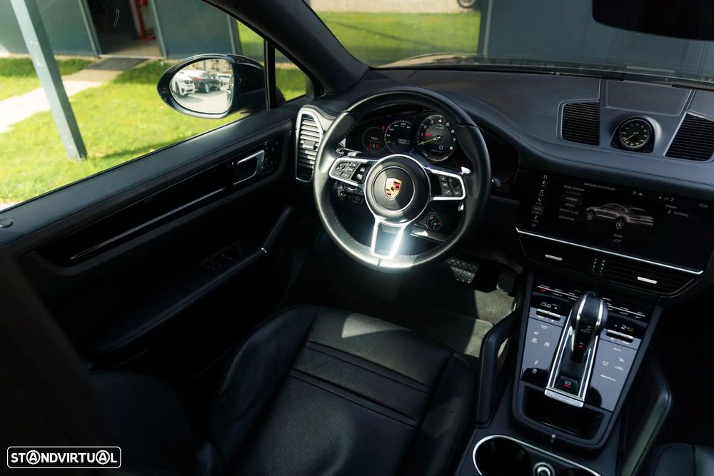 Porsche Cayenne Coupé E-Hybrid Platinum Edition - 8