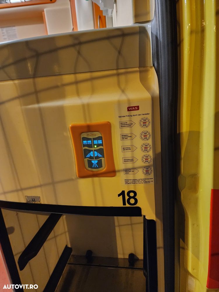 Mercedes-Benz Sprinter - 16