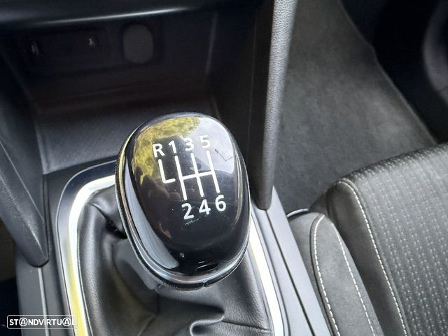Renault Mégane 1.2 TCE Limited - 16