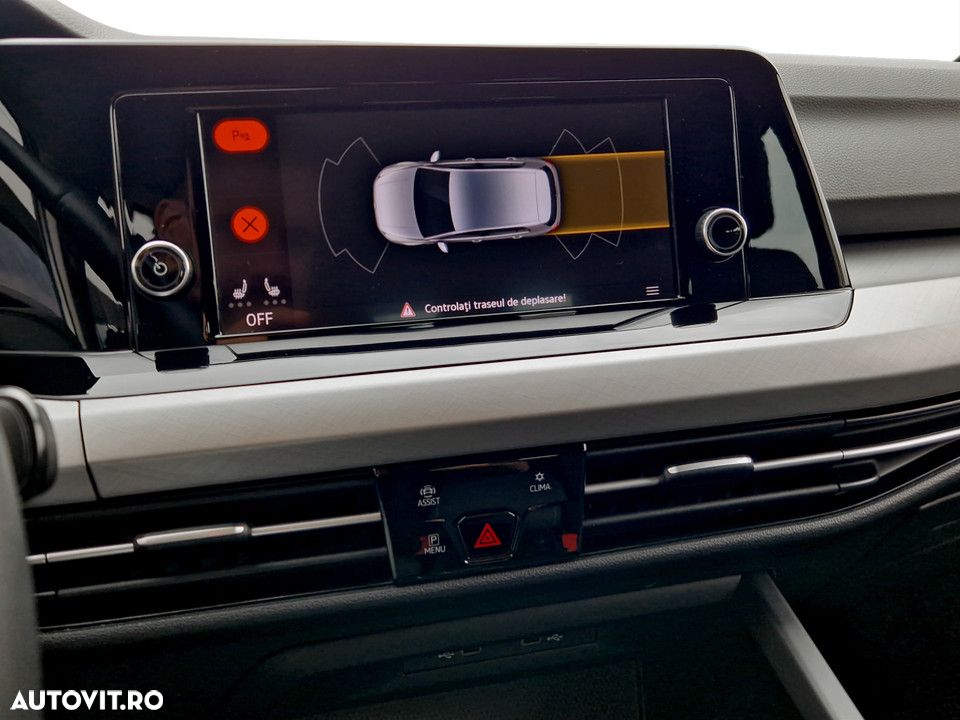 Volkswagen Golf 1.5 eTSI ACT DSG MHEV Life - 23
