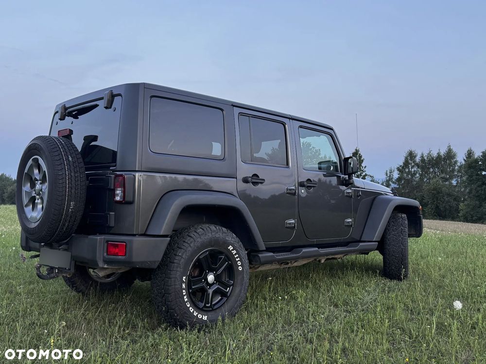Jeep Wrangler 2.8 CRD Unlim Rubicon - 3