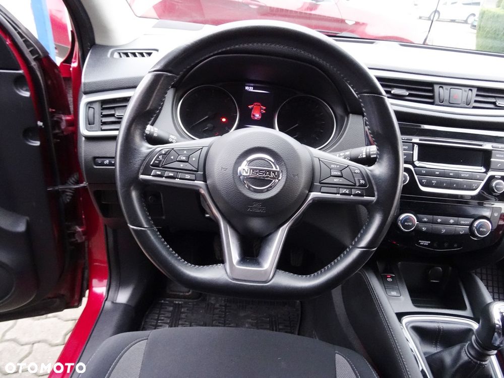 Nissan Qashqai 1.6 DCi N-Connecta - 21