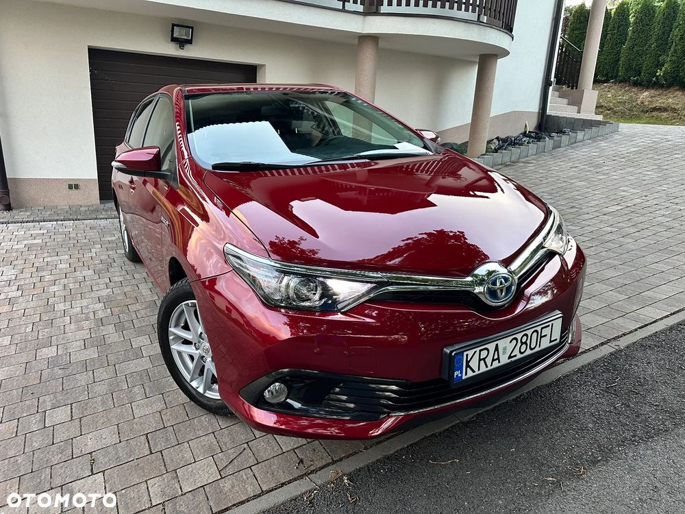 Toyota Auris 1.8 VVT-i Automatik Design Edition - 4