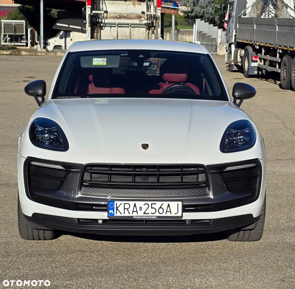 Porsche Macan T - 2
