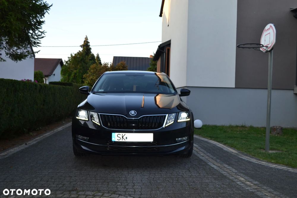 Skoda Octavia 2.0 TDI Style DSG - 2