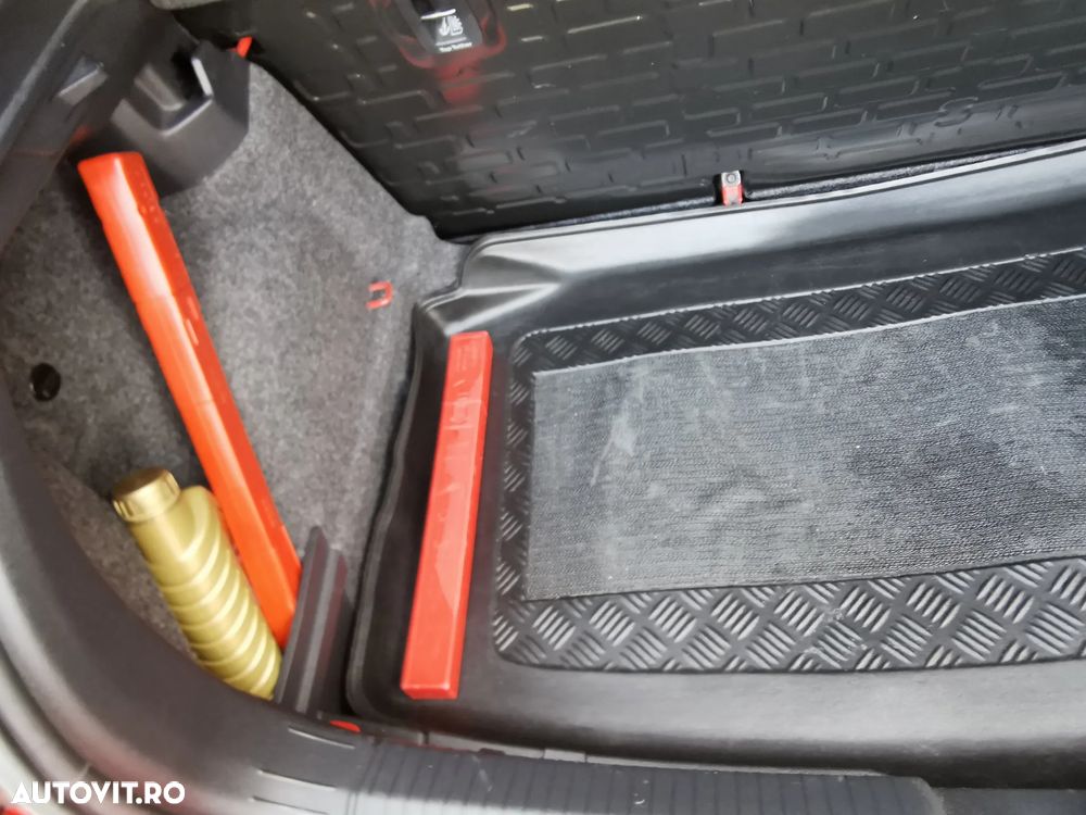 Volkswagen Polo 1.0 Trendline - 35