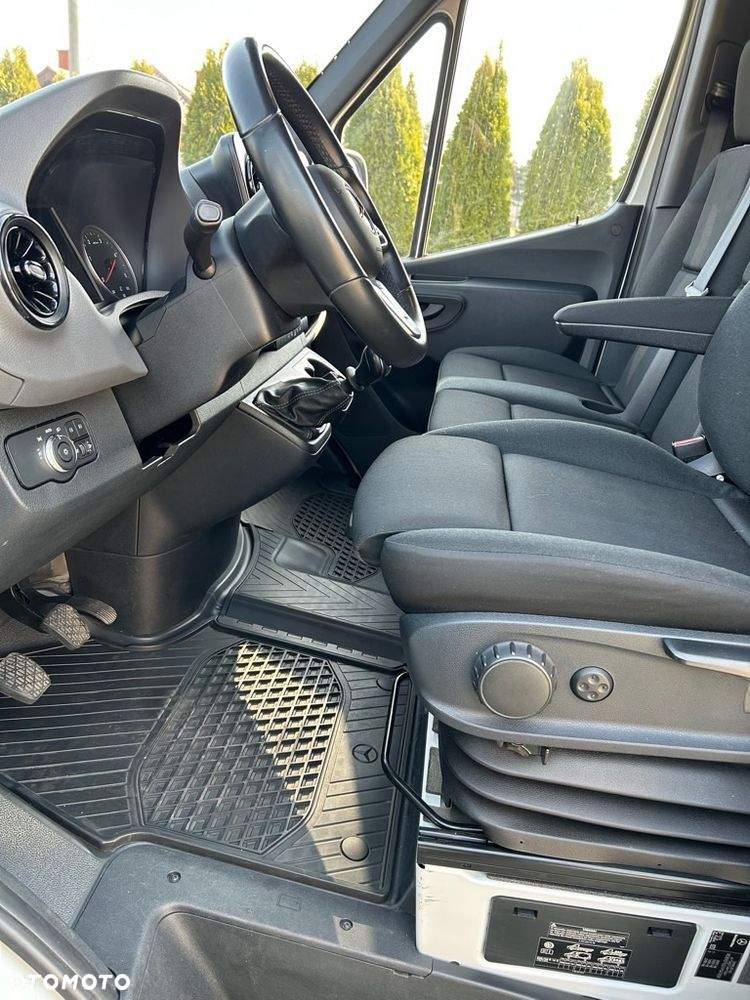 Mercedes-Benz Sprinter 316 - 26