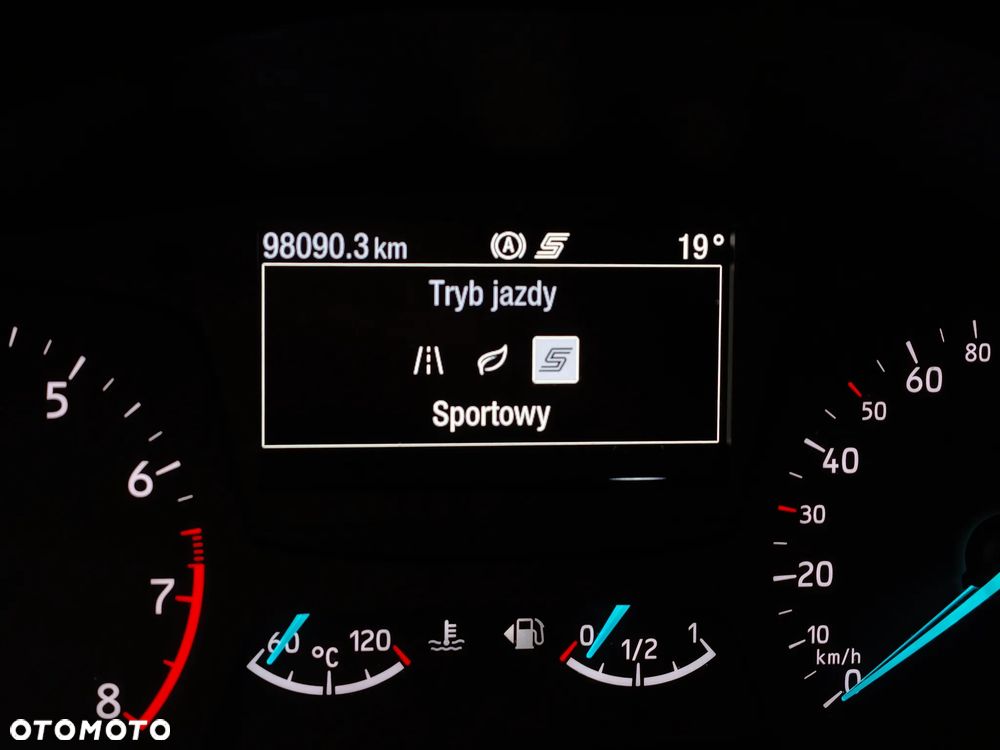 Ford Focus 1.5 EcoBoost ST-Line Business - 30