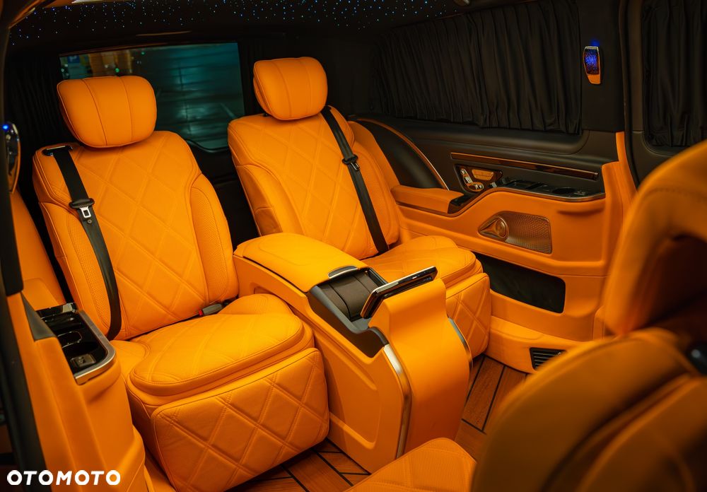 Mercedes-Benz V-Class 2022 photo 2