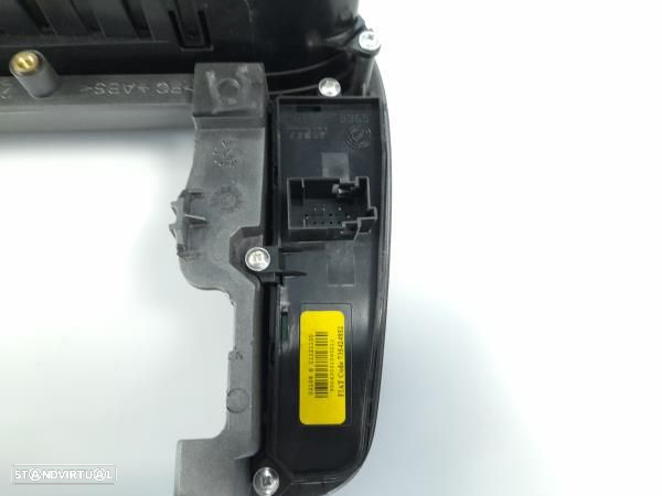 Moldura / Estrutura Consola Central / Rádio Fiat Bravo Ii (198_) - 9
