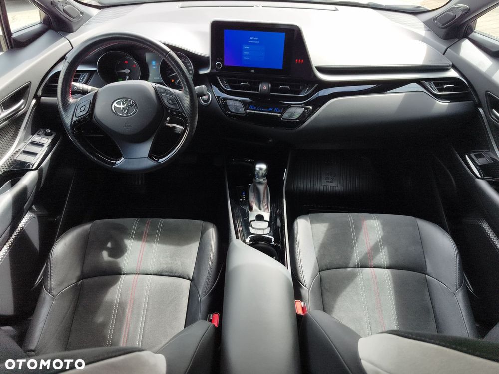 Toyota C-HR - 11