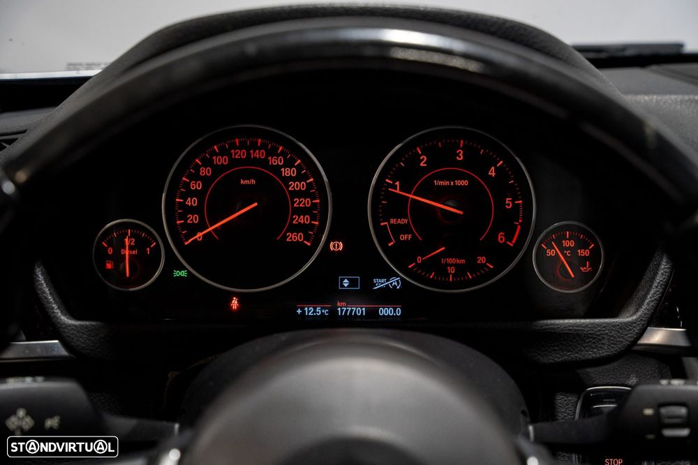 BMW 320 d Pack M - 24